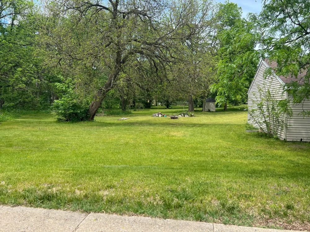 320 Morrell Street Plainwell, MI 49080