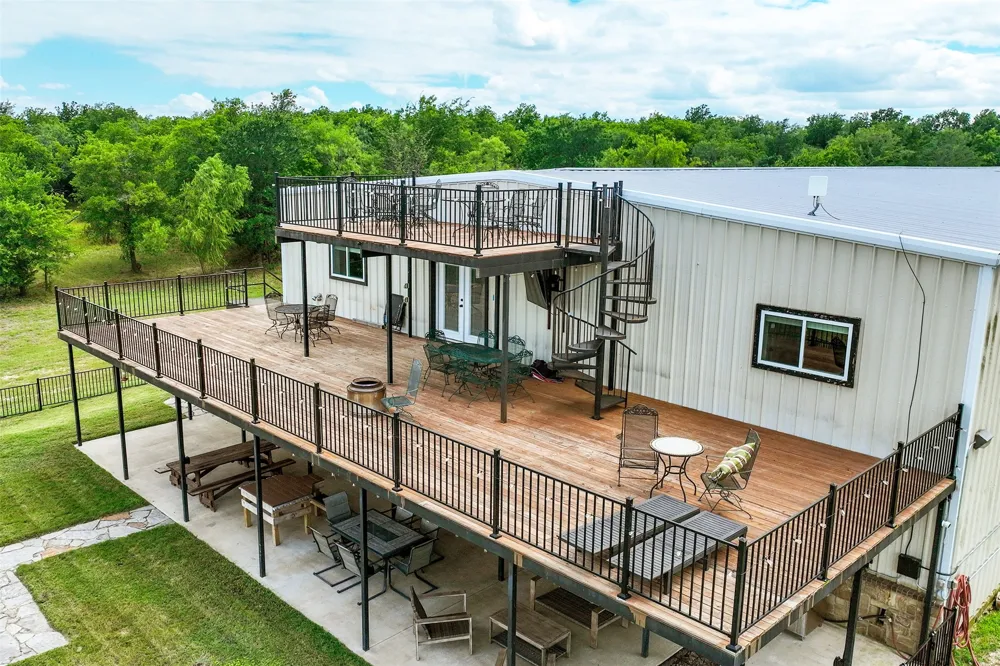 2129 HCR 3322 LOOP Hubbard, TX 76648