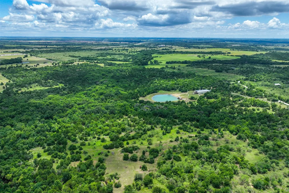 2129 HCR 3322 LOOP Hubbard, TX 76648