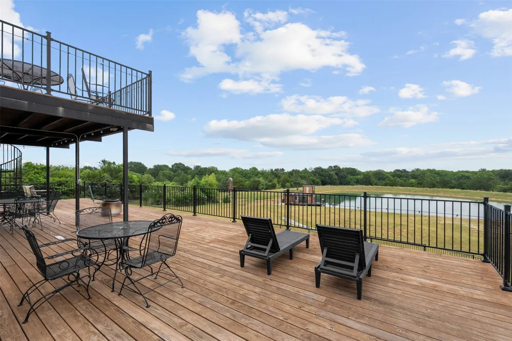 2129 HCR 3322 LOOP Hubbard, TX 76648
