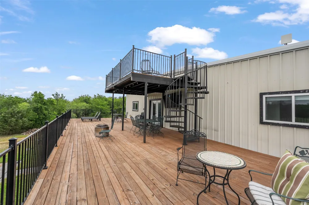 2129 HCR 3322 LOOP Hubbard, TX 76648