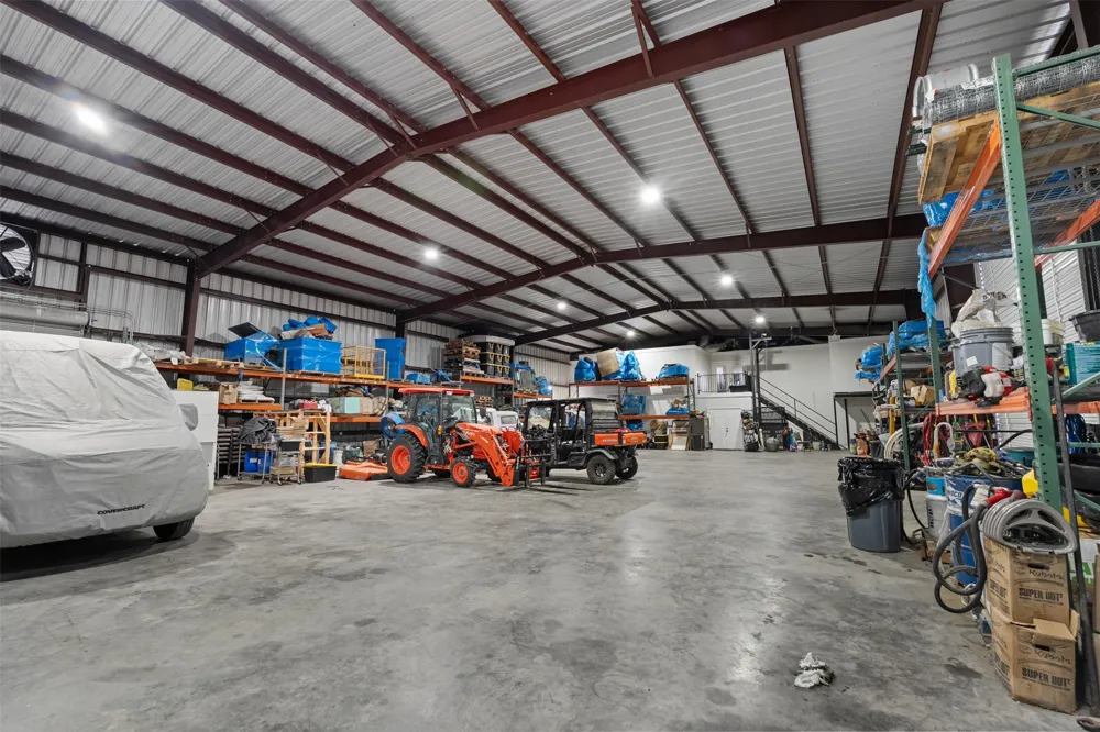 2129 HCR 3322 LOOP Hubbard, TX 76648