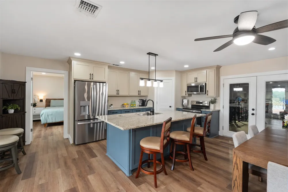 2129 HCR 3322 LOOP Hubbard, TX 76648
