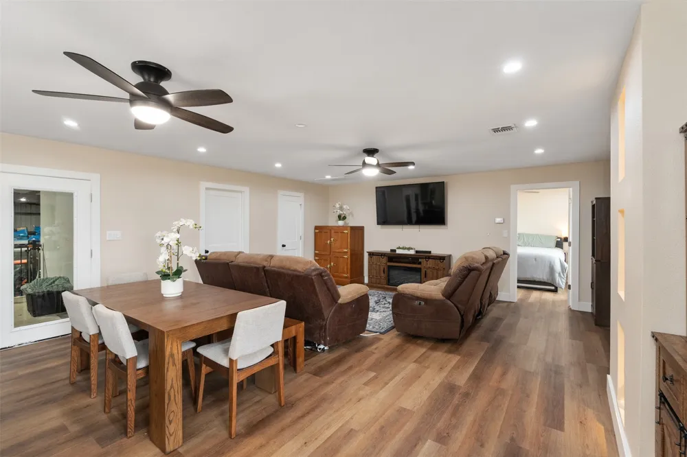 2129 HCR 3322 LOOP Hubbard, TX 76648
