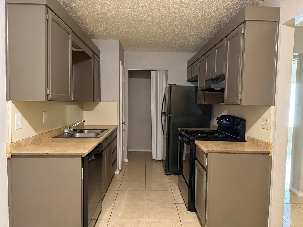 1712 San Rafael Street Fort Worth, TX 76134