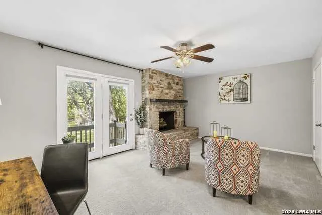 330 Yucca Dr Kingsland, TX 78639