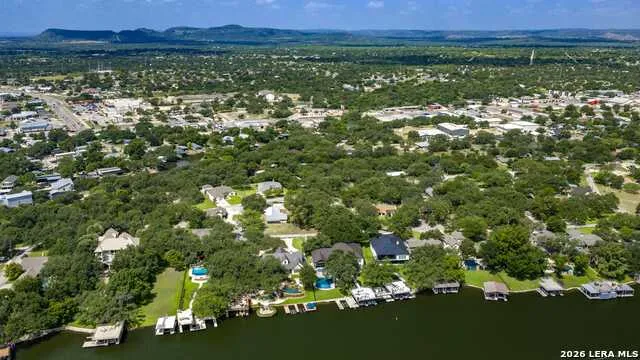330 Yucca Dr Kingsland, TX 78639