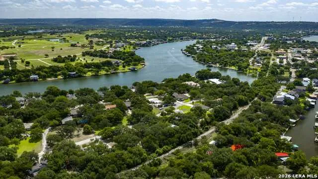 330 Yucca Dr Kingsland, TX 78639