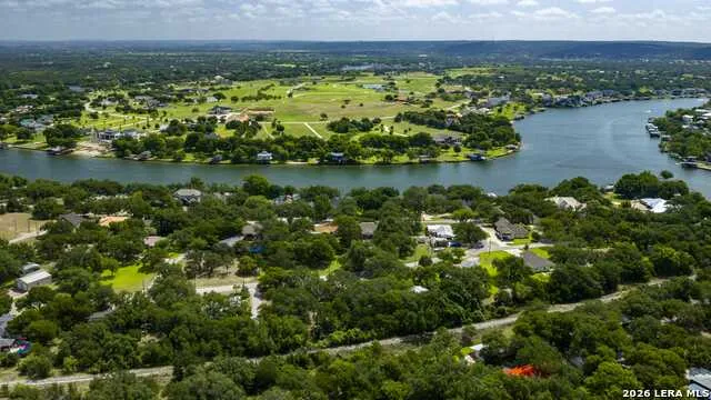 330 Yucca Dr Kingsland, TX 78639
