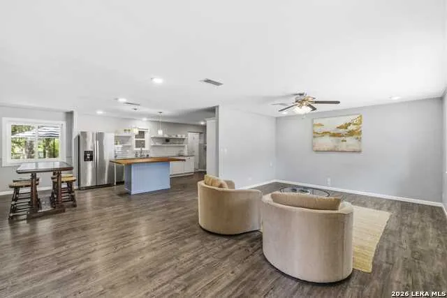 330 Yucca Dr Kingsland, TX 78639