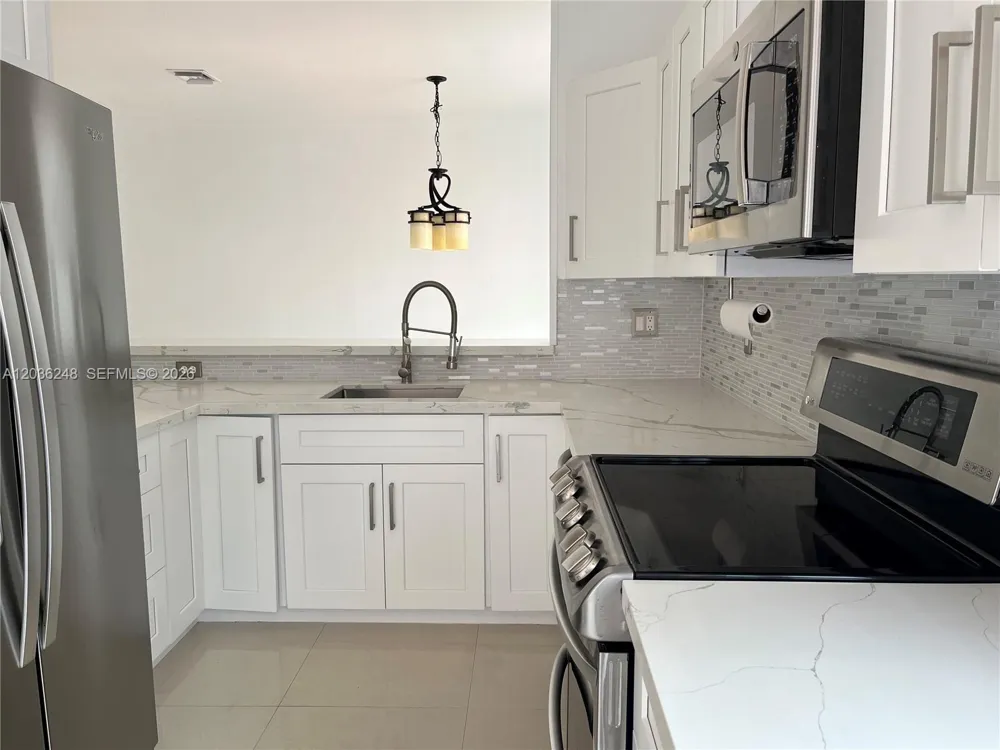 15112 NW 8th St #77 Pembroke Pines, FL 33028