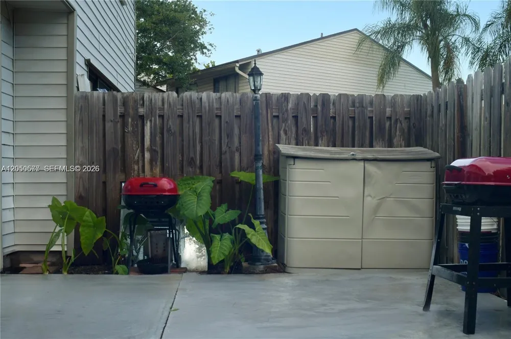 3534 NW 98th Ter #3H Sunrise, FL 33351