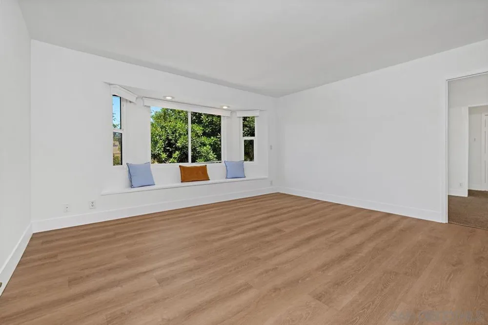 8857 Echo Dr La Mesa, CA 91941