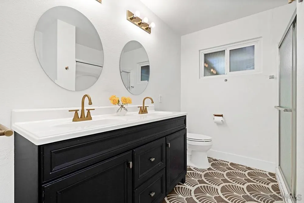 8857 Echo Dr La Mesa, CA 91941