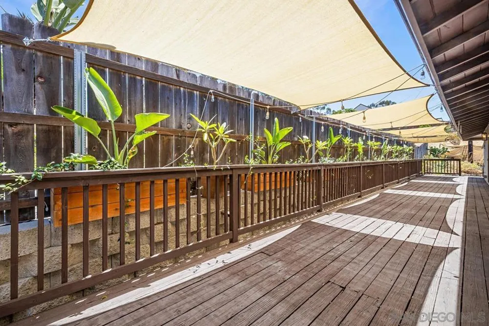 8857 Echo Dr La Mesa, CA 91941