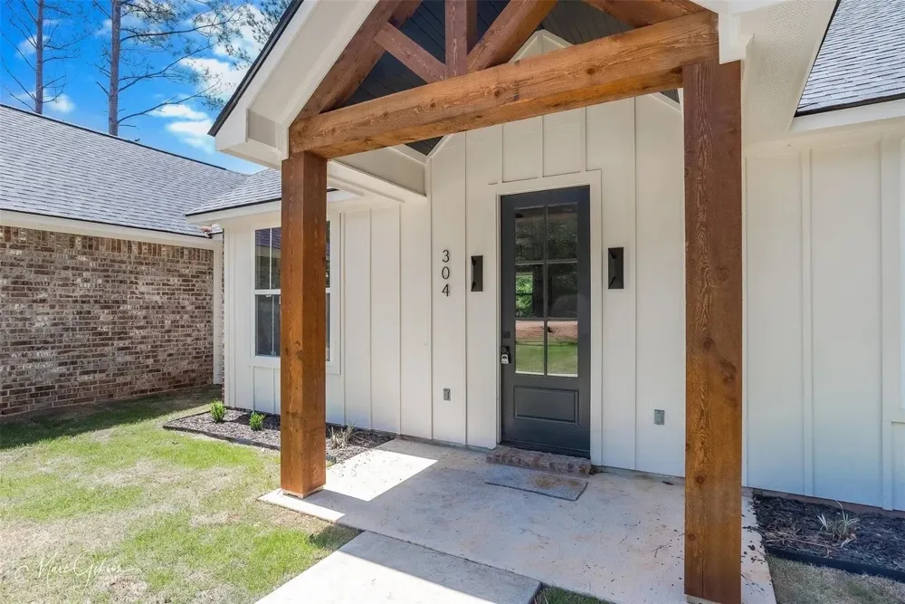 304 Lake Road Plain Dealing, LA 71064