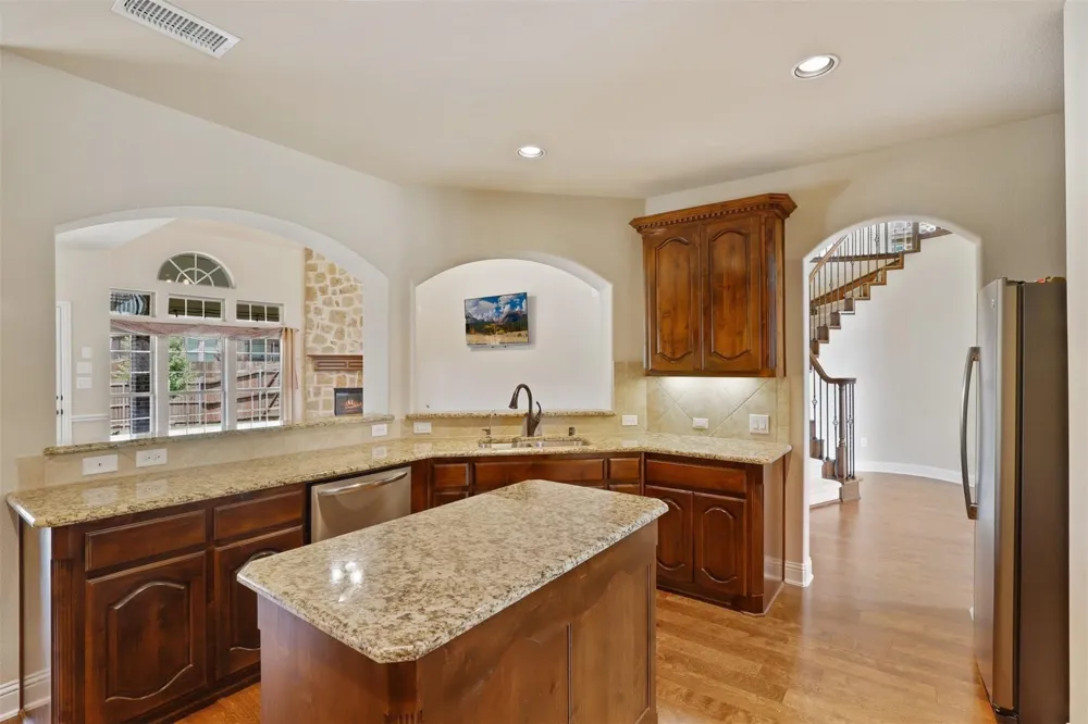 8110 Fenwick Court Sachse, TX 75048
