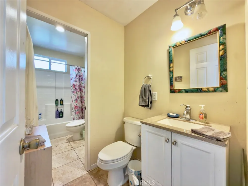 11454 Sunburst Street Lakeview Terrace, CA 91342