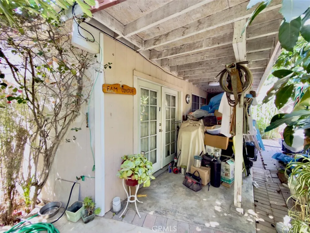 11454 Sunburst Street Lakeview Terrace, CA 91342