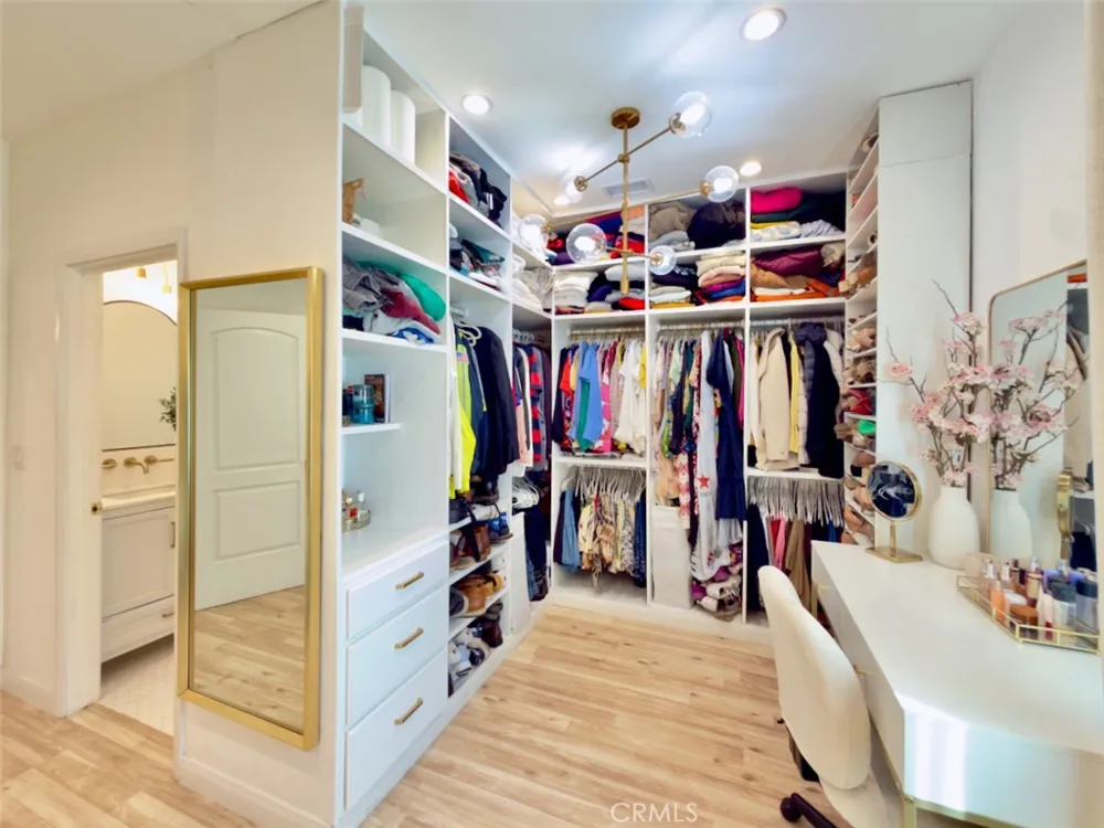 11454 Sunburst Street Lakeview Terrace, CA 91342