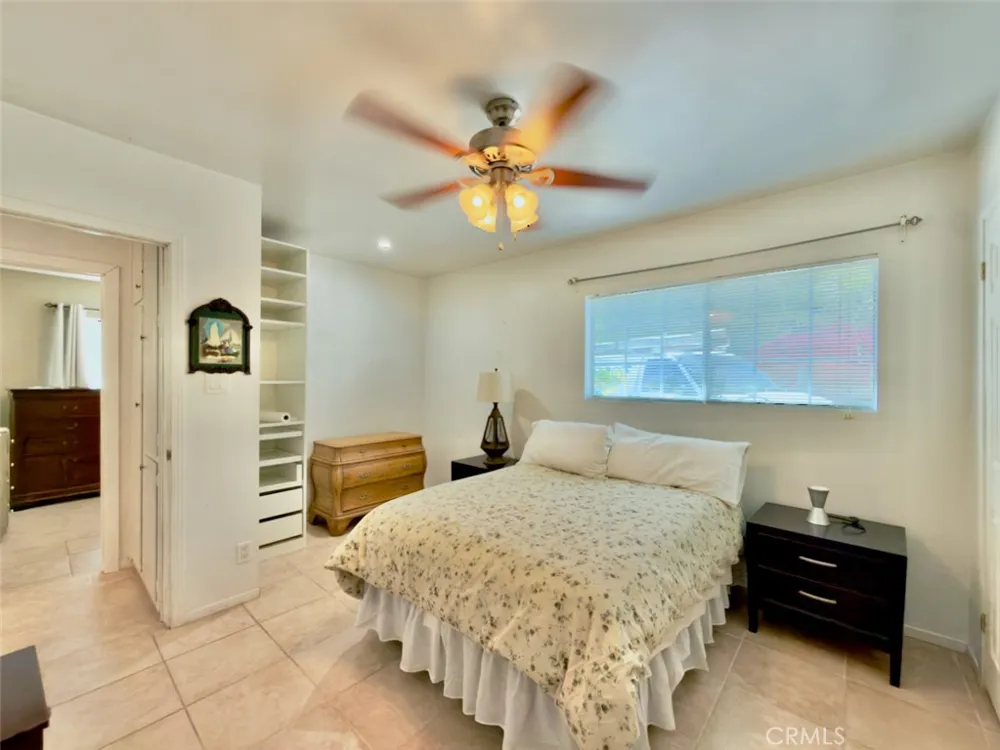 11454 Sunburst Street Lakeview Terrace, CA 91342