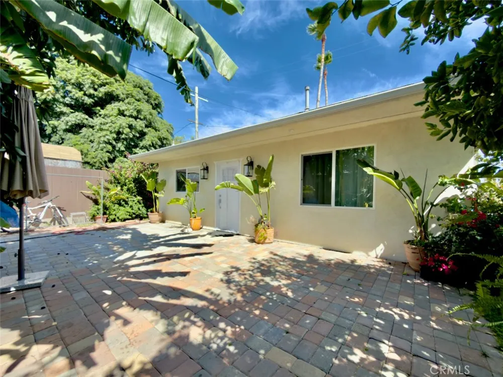 11454 Sunburst Street Lakeview Terrace, CA 91342