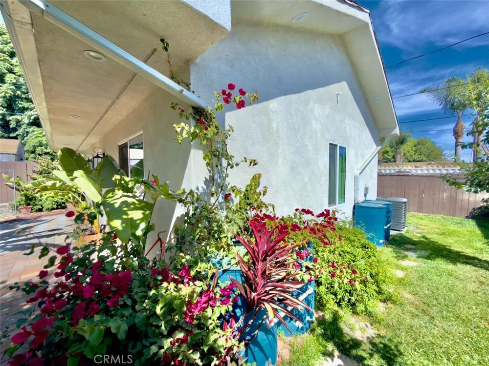 11454 Sunburst Street Lakeview Terrace, CA 91342