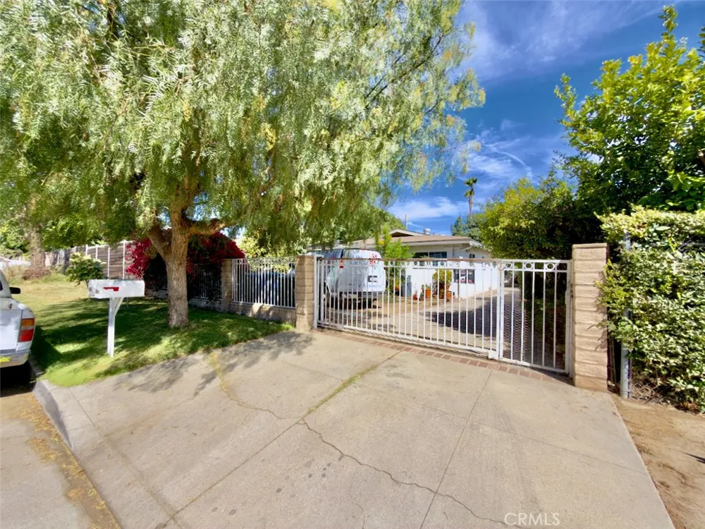 11454 Sunburst Street Lakeview Terrace, CA 91342