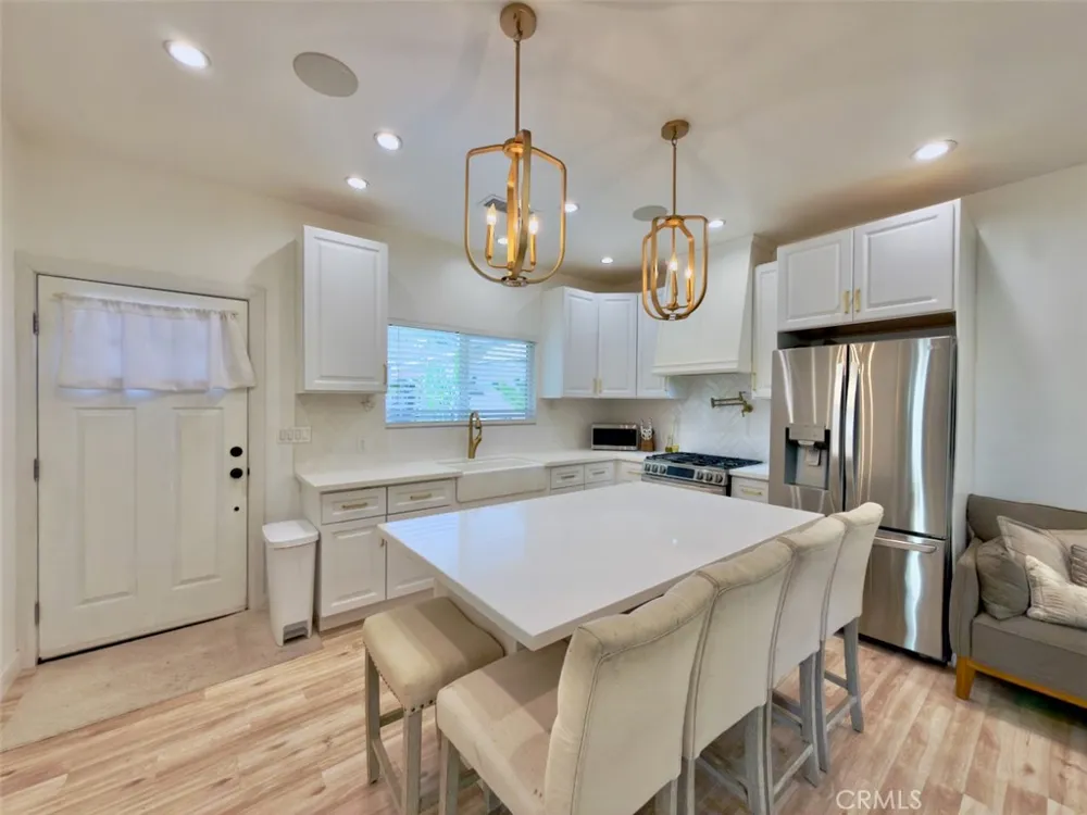 11454 Sunburst Street Lakeview Terrace, CA 91342