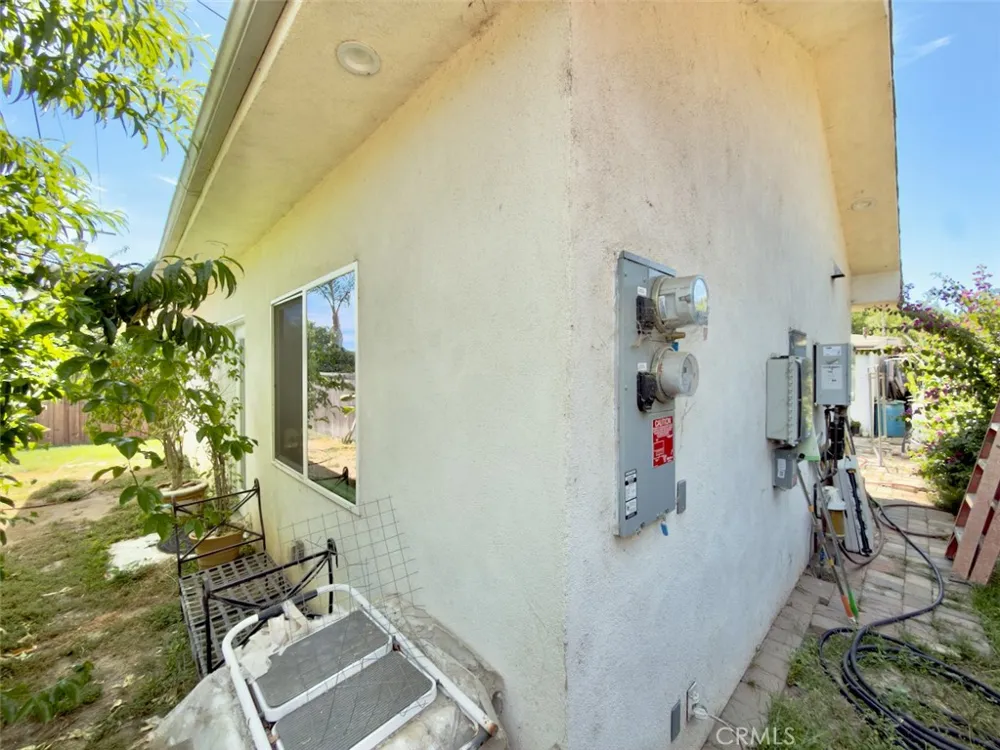 11454 Sunburst Street Lakeview Terrace, CA 91342