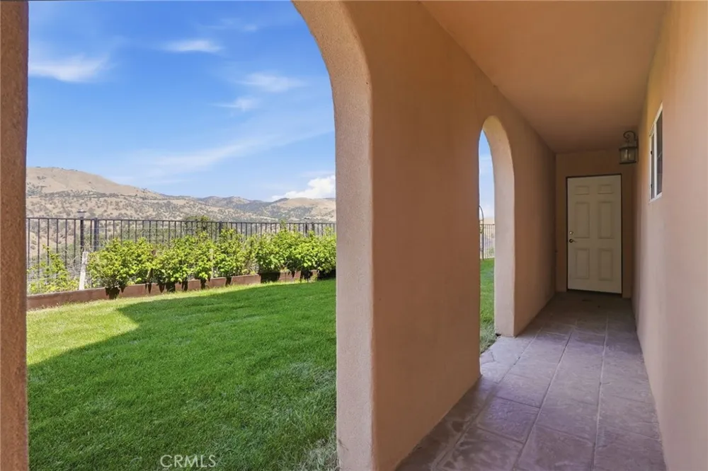 19701 Dovetail Tehachapi, CA 93561