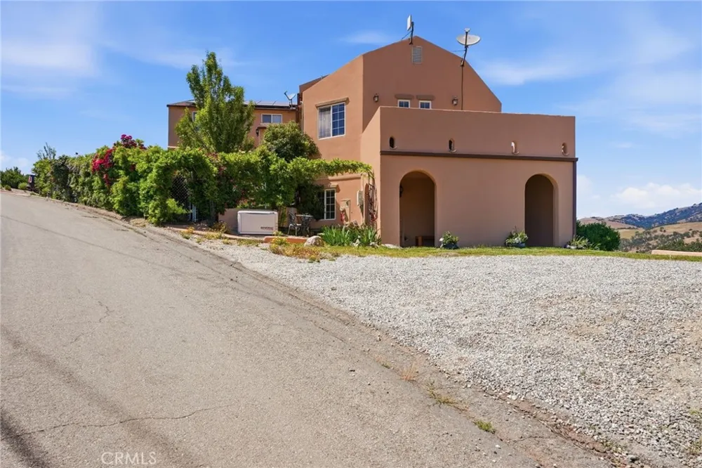 19701 Dovetail Tehachapi, CA 93561