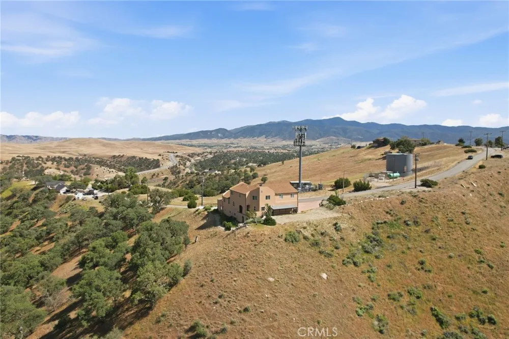 19701 Dovetail Tehachapi, CA 93561