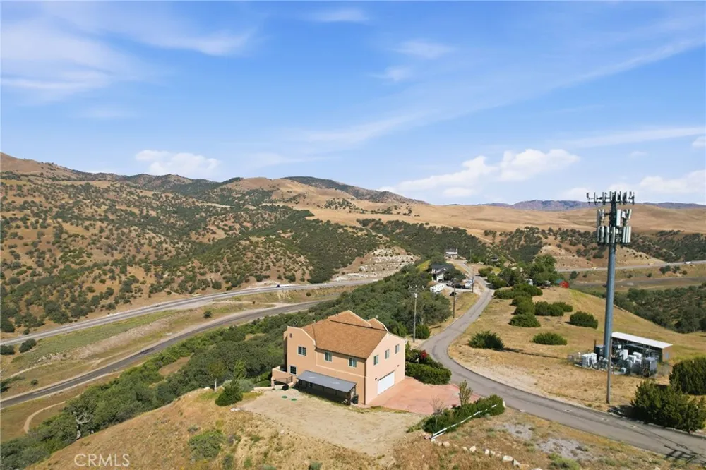 19701 Dovetail Tehachapi, CA 93561