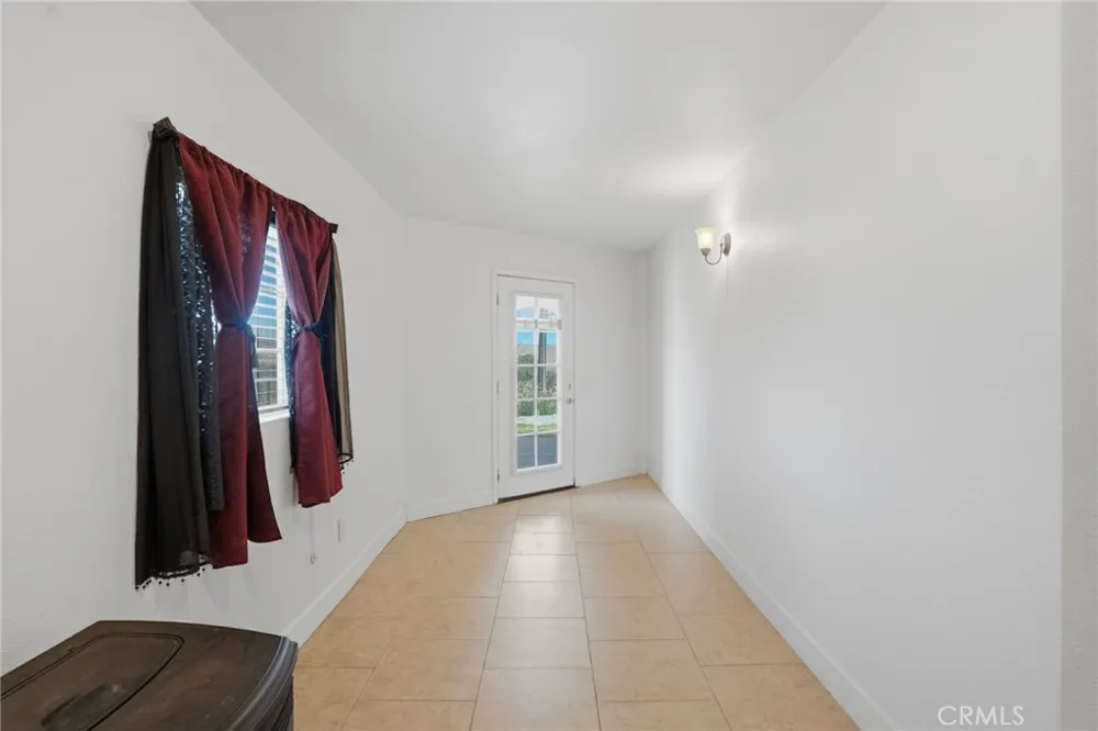 19701 Dovetail Tehachapi, CA 93561