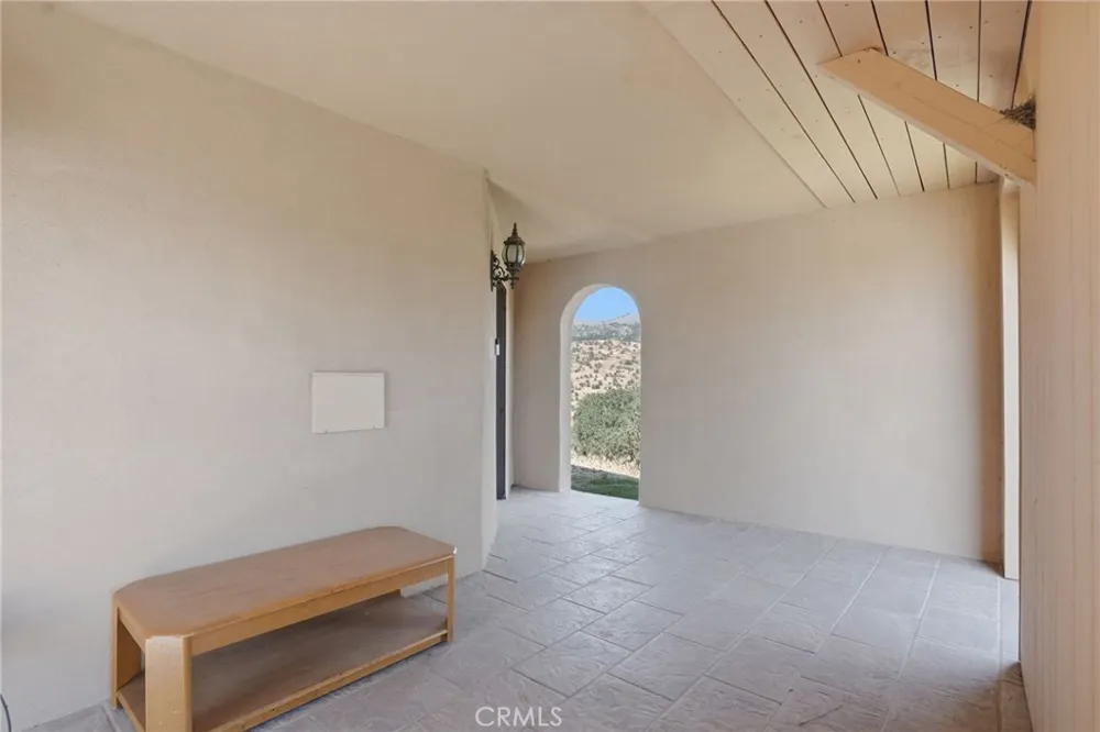 19701 Dovetail Tehachapi, CA 93561