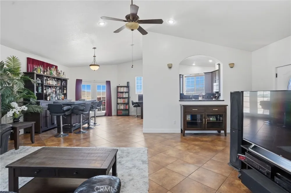 19701 Dovetail Tehachapi, CA 93561