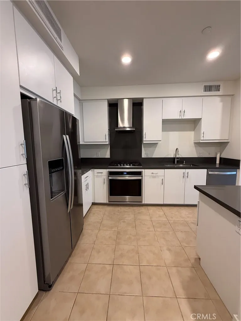 1418 Nolita Irvine, CA 92612