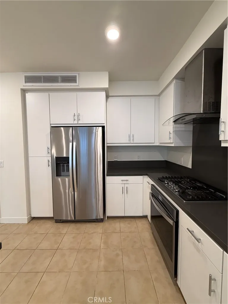 1418 Nolita Irvine, CA 92612