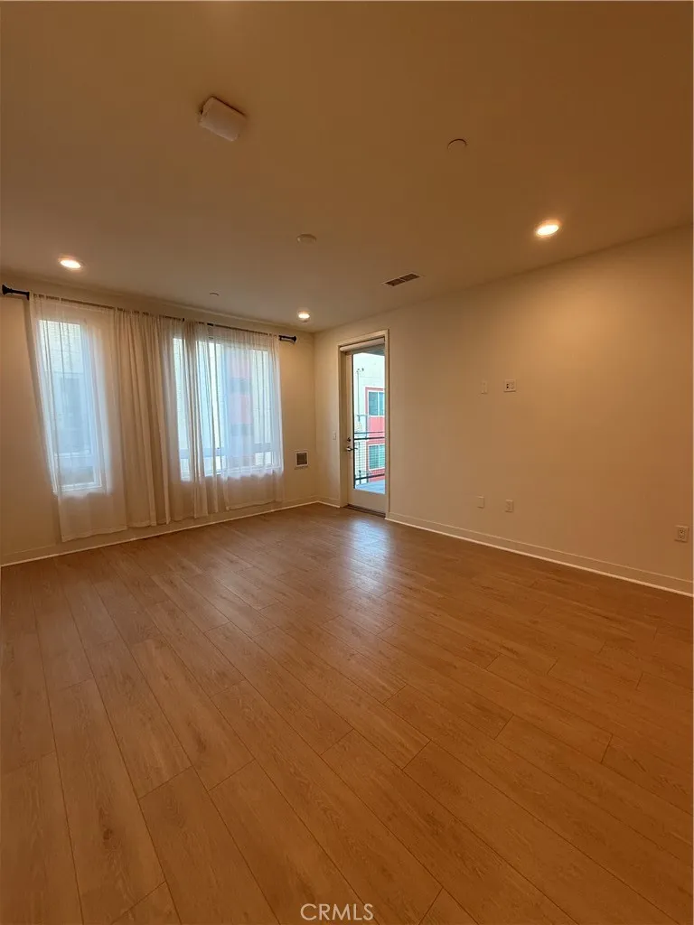 1418 Nolita Irvine, CA 92612