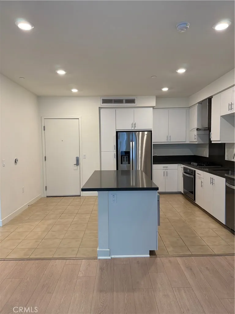 1418 Nolita Irvine, CA 92612