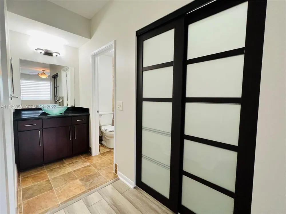 6944 SW 39th Street #B203 Davie, FL 33314