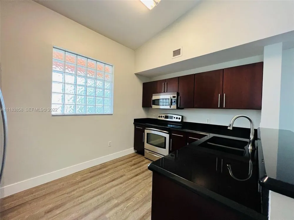 6944 SW 39th Street #B203 Davie, FL 33314