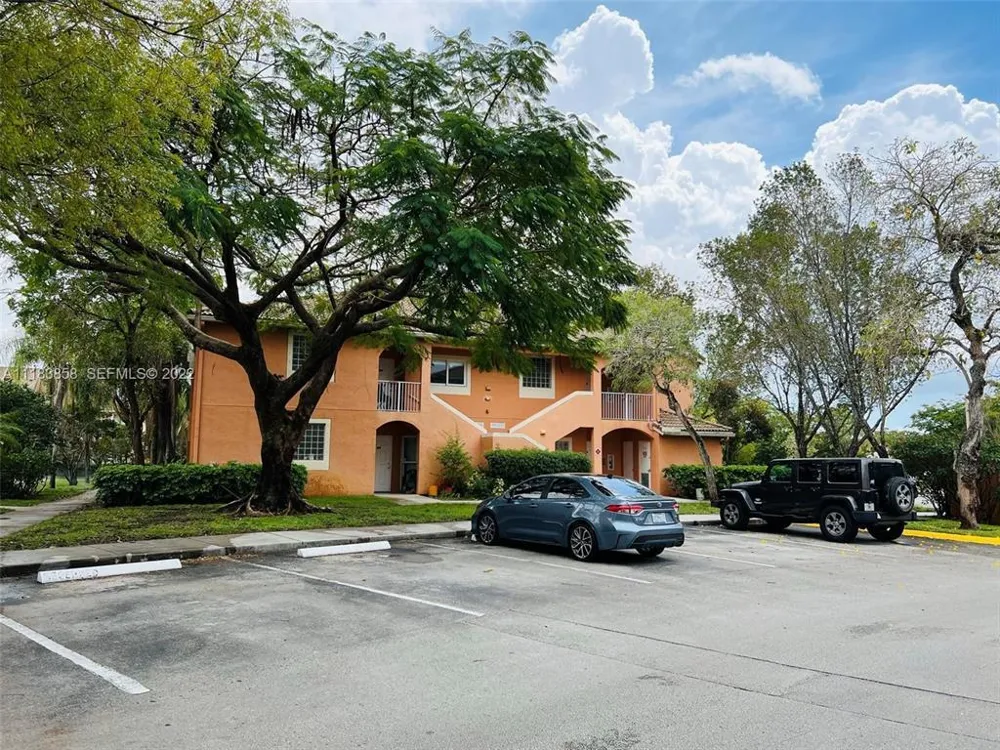 6944 SW 39th Street #B203 Davie, FL 33314