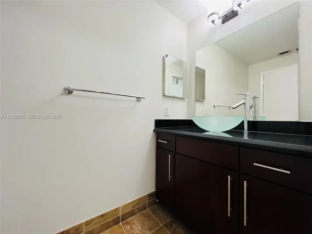 6944 SW 39th Street #B203 Davie, FL 33314