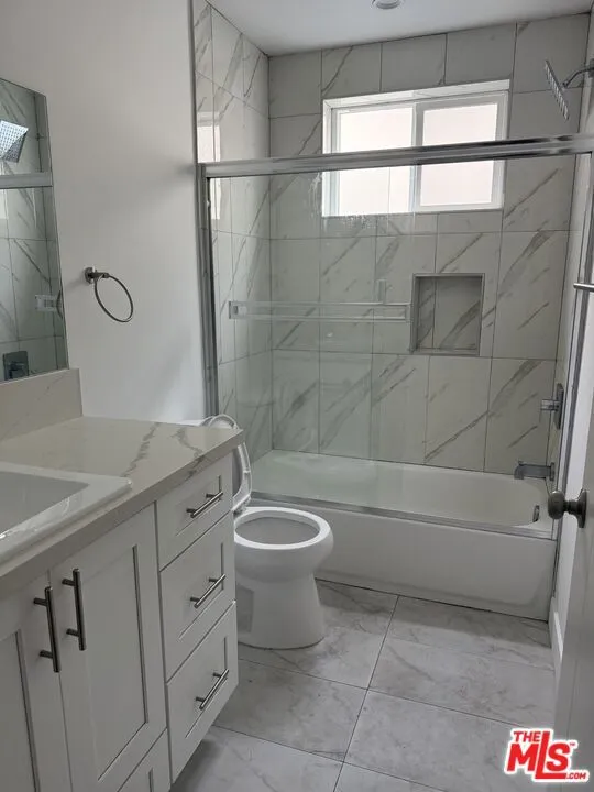 227 Park View Street #1/2 Los Angeles, CA 90026