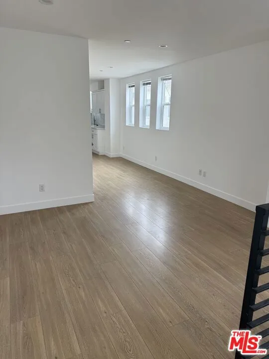 227 Park View Street #1/2 Los Angeles, CA 90026