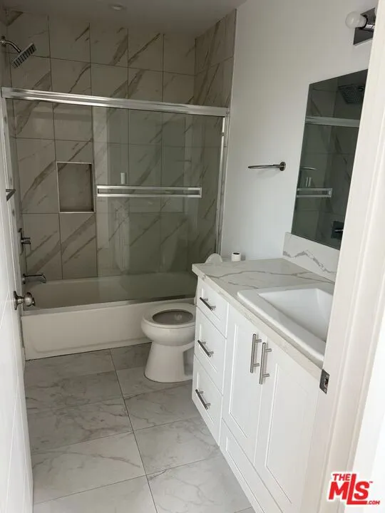 227 Park View Street #1/2 Los Angeles, CA 90026