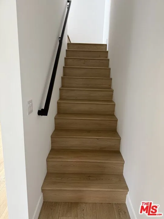 227 Park View Street #1/2 Los Angeles, CA 90026