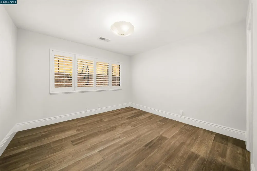 330 Twin Peaks Ln Alamo, CA 94507